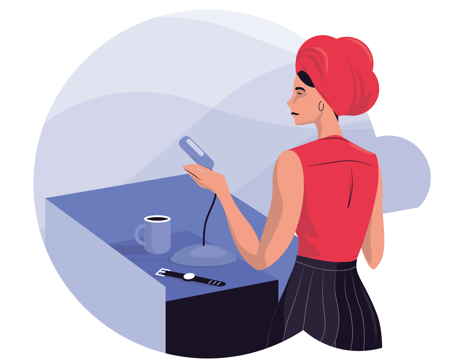 An image of an entrepreneur organizing her belongings.