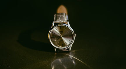 Elegant watch with a silver dial