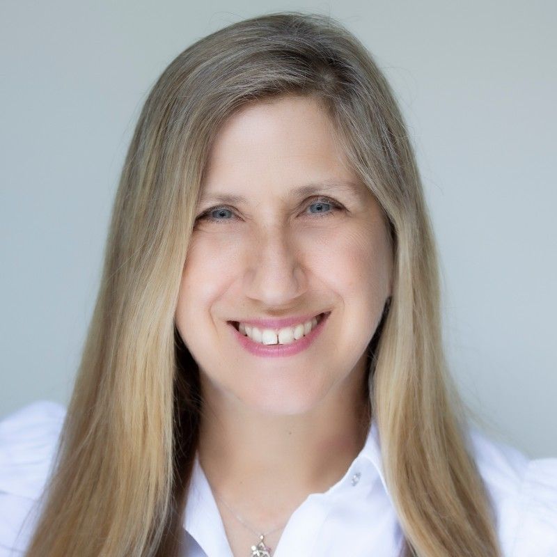 Leslie Farrell, President, Farrell Communications, Tampa, FL