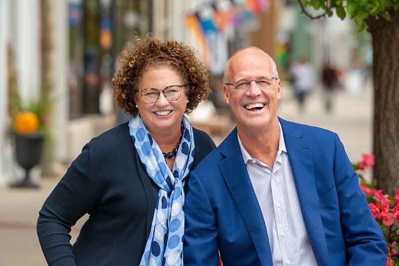 Picture of co-founders, Bob and Susan Negen