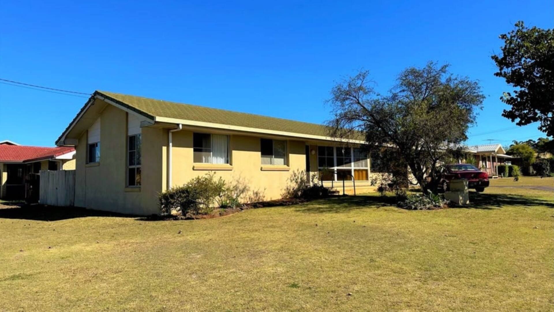 Melissa and Edy's investment property bought with Rasti's helps skyrockets in value and gives the successful couple a rental yield of 6.48%