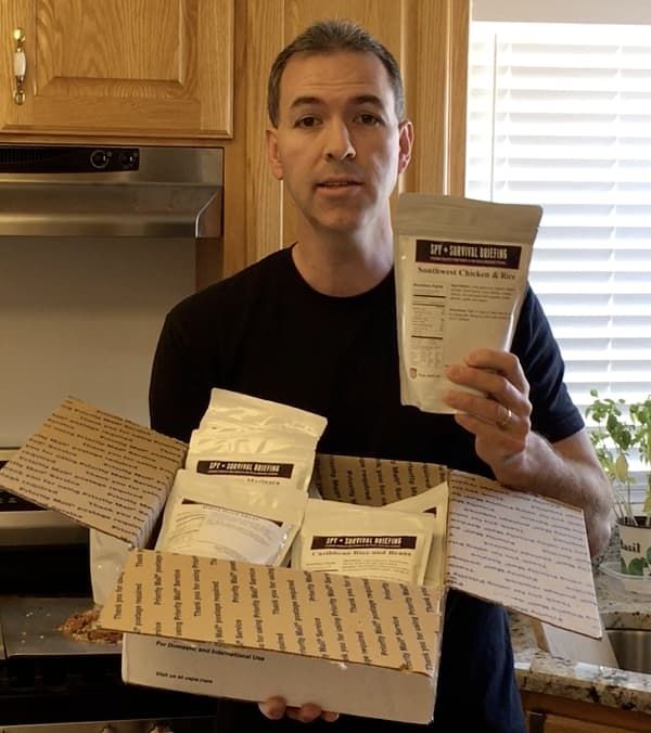 Jason-showing-foodkit