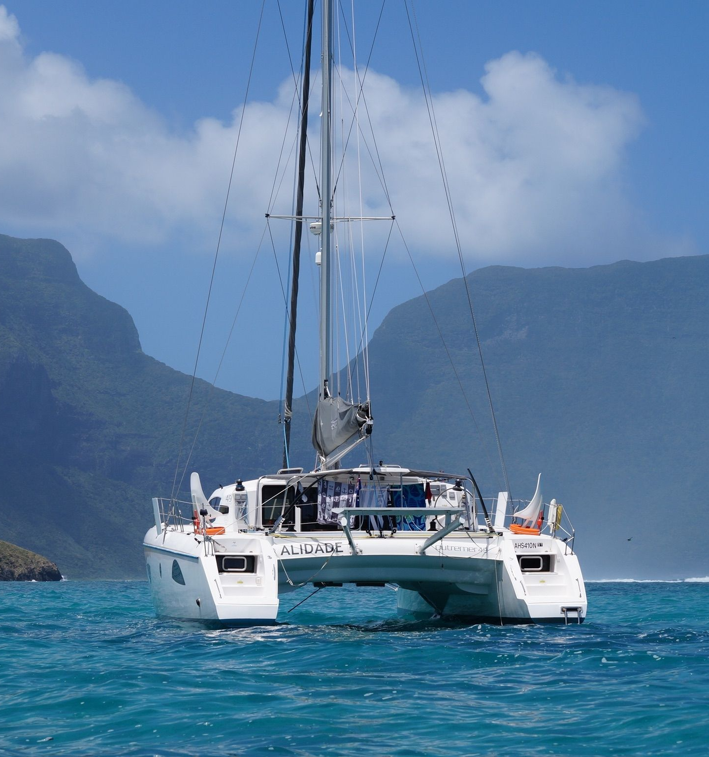 Qualifications to charter a sailing catamaran