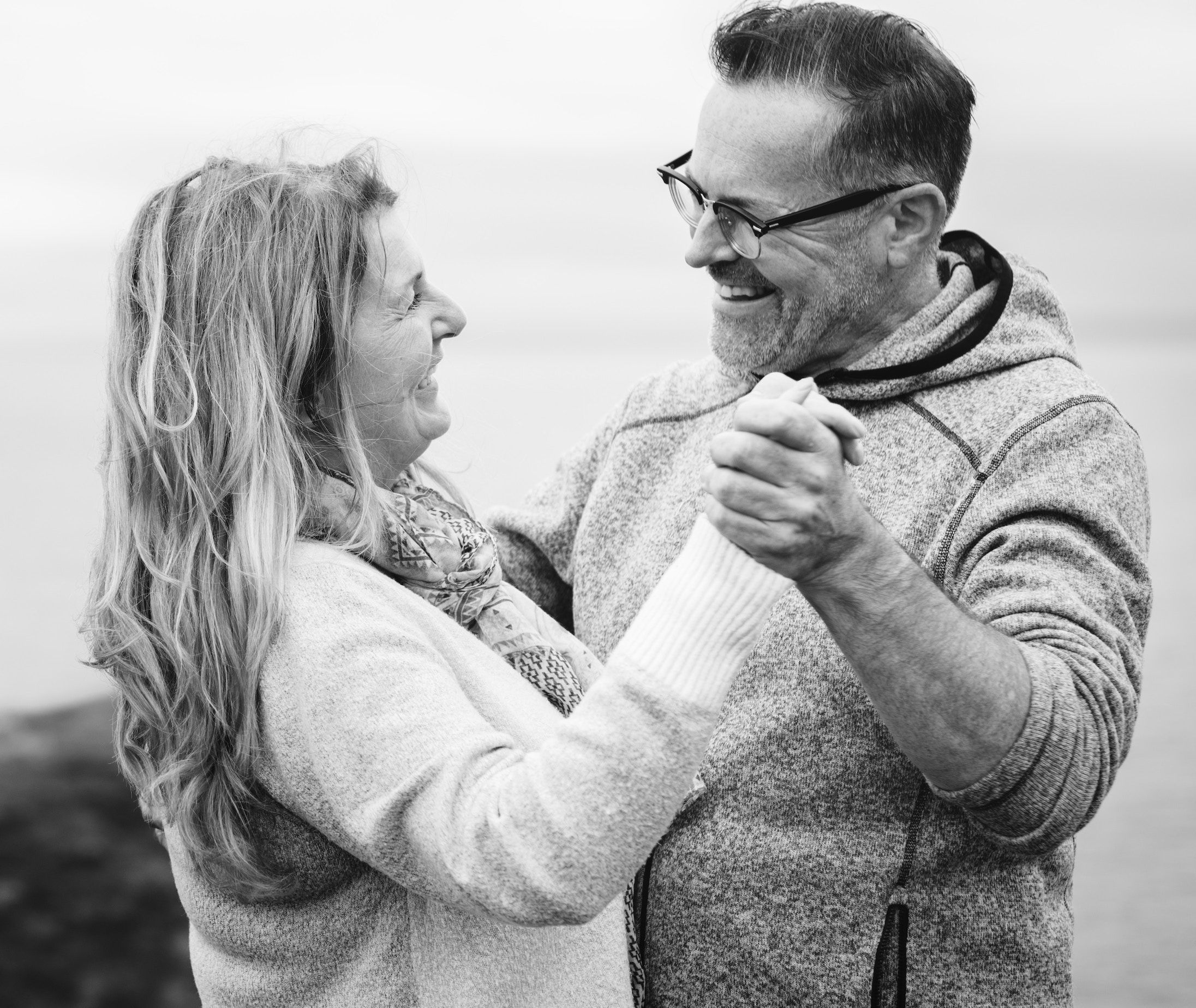 over-40 couple dating and dancing